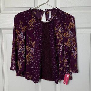 XHILARATION Purple XS Maroon Floral Keyhole Back Lace Front Blouse New